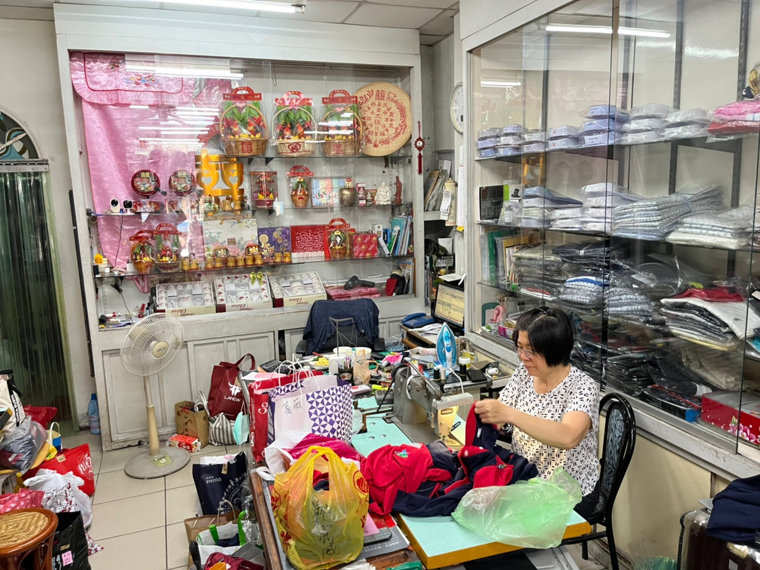 大春百貨店