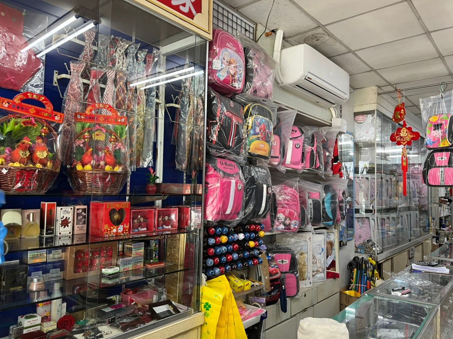 大春百貨店