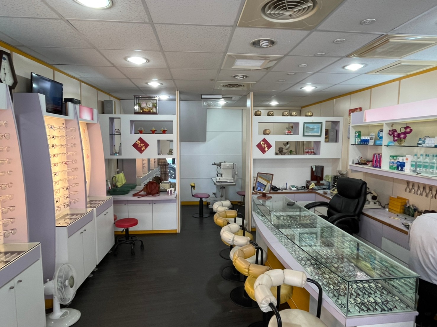 龍億眼鏡公司(大園店)